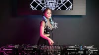 黄鹤翔-九妹(DJR7 ProgHouse Remix2021)美女打碟车载MV高清Mp4
