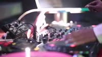 Avi-mp4-陈文献&郑顺鹏 - 叫我一声靓仔 (DJ阿帆 Electro Mix)美女夜店视频