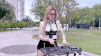 0688--一个人的精彩 DJHouse团队