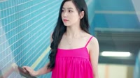 王馨 - 人活一生不容易 (DJ默涵版)高铁漂亮美女舞曲视频